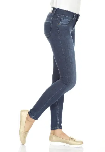 Tailored Slim-Fit Pants